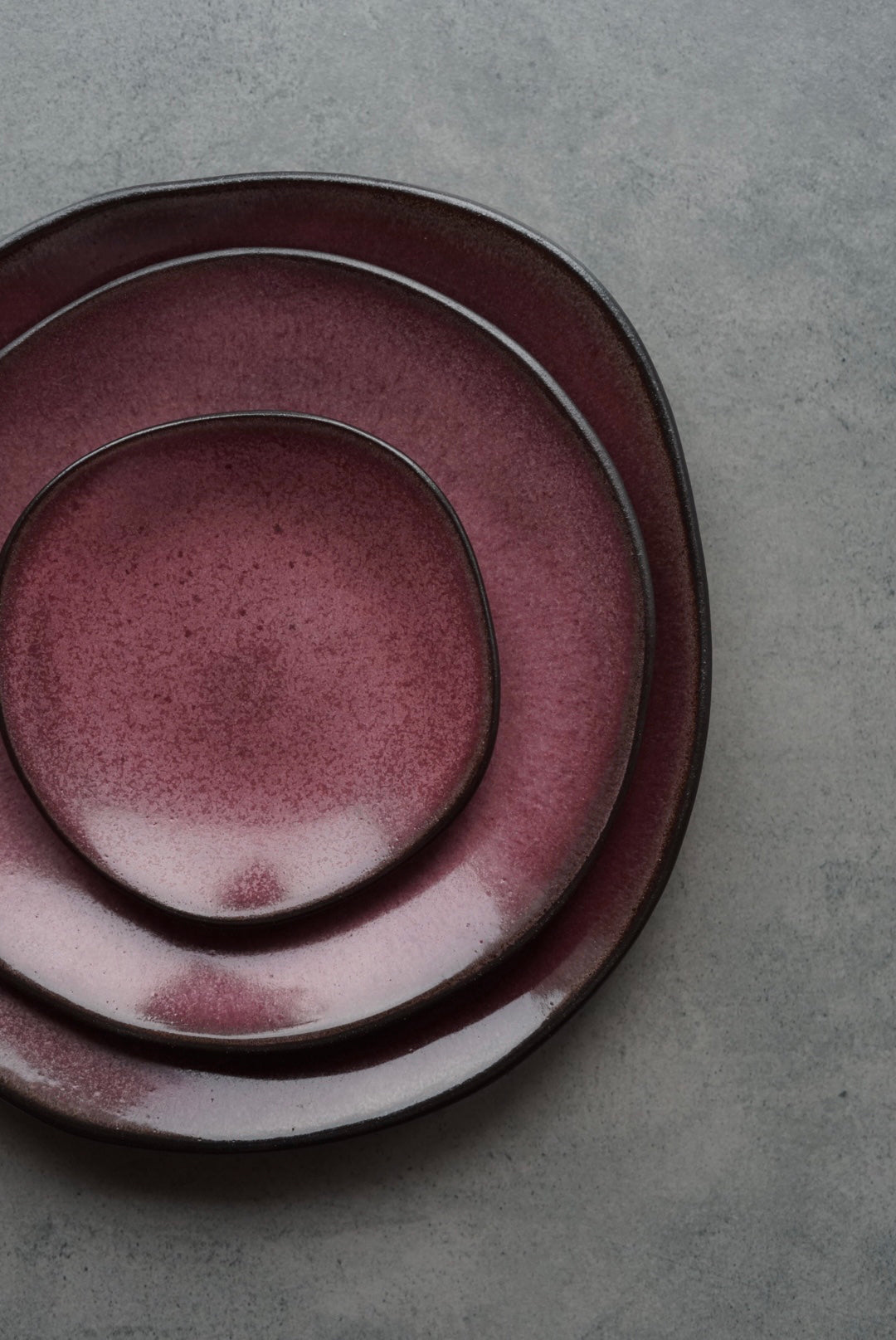 Breakfast plate 23 cm Dark Pink