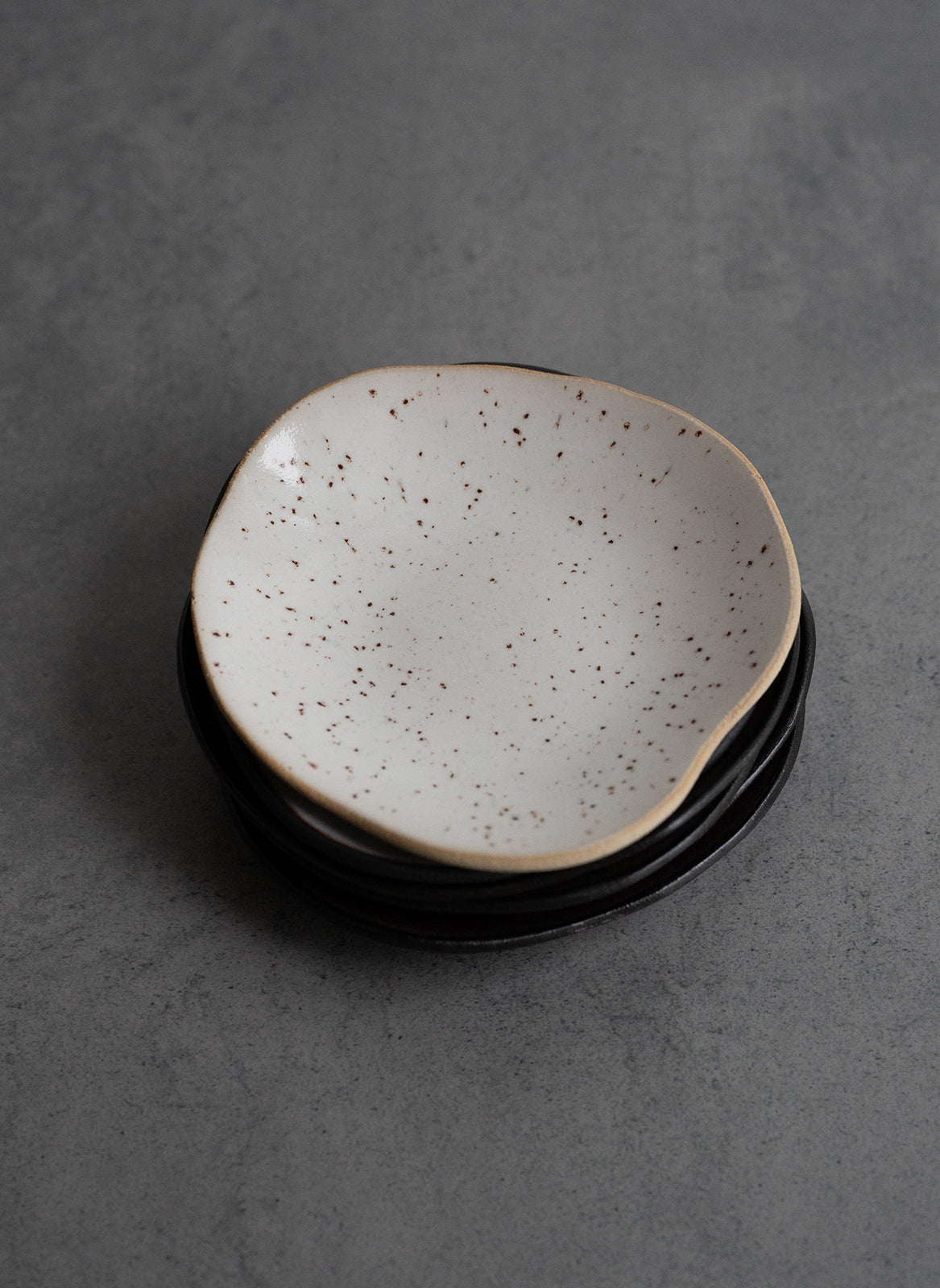 Side plate 13 cm Speckled